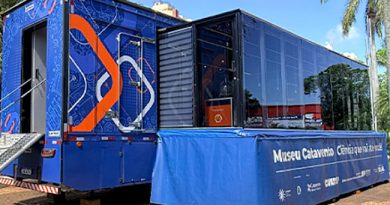 Atibaia recebe carreta do Museu Catavento com experiências científicas para todas as idades Atibaia recebe carreta do Museu Catavento com experiências científicas para todas as idades