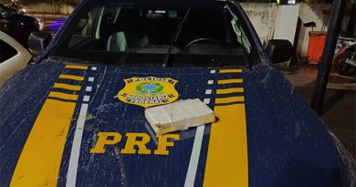 PRF apreende mais de um quilo de droga após perseguição na Fernão Dias