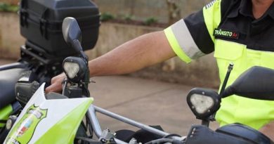 Prefeitura entrega uniformes completos e motocicletas aos agentes de trânsito e consolida maior valorização da categoria