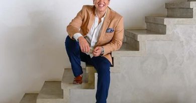 Altemar Dutra Jr. se renova nos palcos para comemorar 30 anos de carreira
